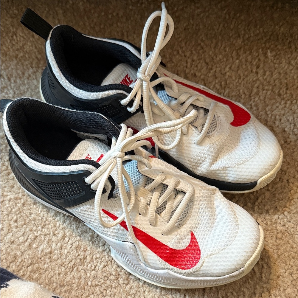 Nike Zoom Volleyball Shoe Women's White, Black Red Size 8